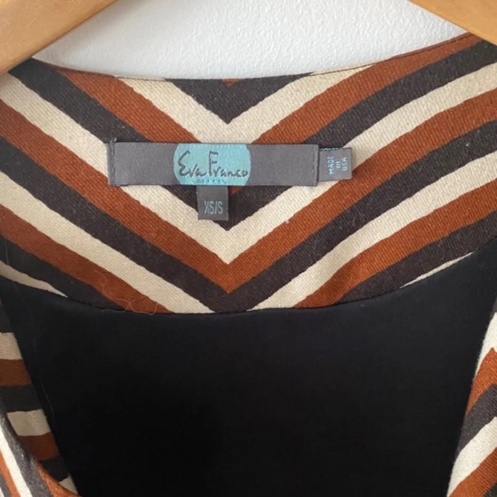ANTHROPOLOGIE • Eva Franco • Stylish Chevron Patterned Casual Jacket - Picture 10 of 15